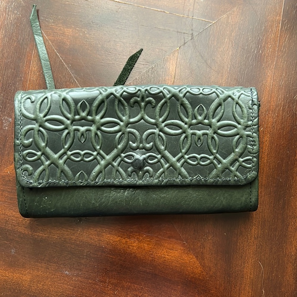 Alex and ani clutch - forest green with multiple pockets and zipper for coins